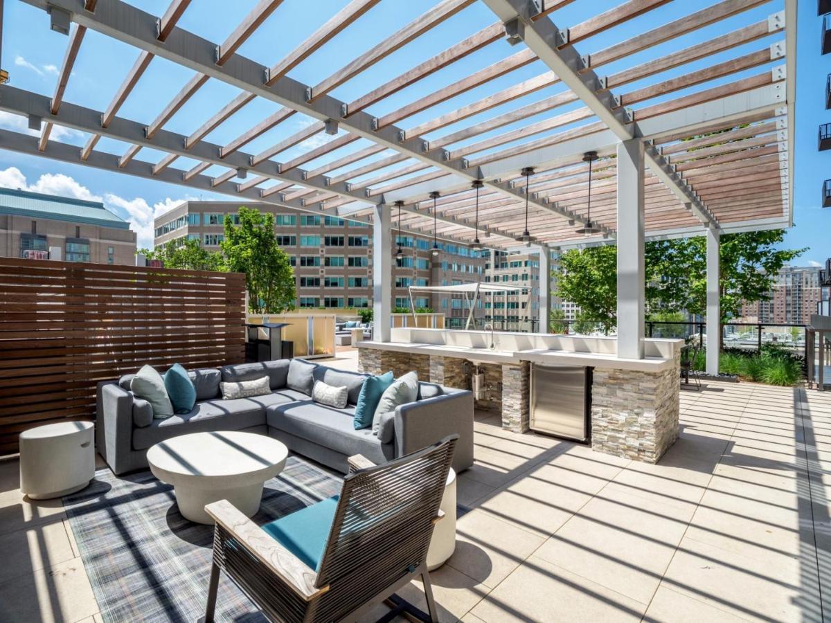 Global Luxury Suites At Reston Town Center Экстерьер фото